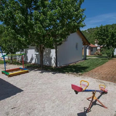 Ranc Vitina Holiday home Ljubuski