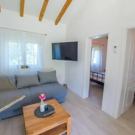 Ranc Vitina Ferienhaus *