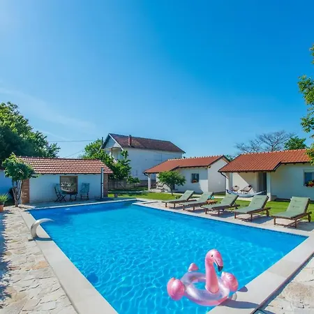 Ranc Vitina Ferienhaus *