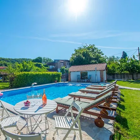 Ranc Vitina Holiday home Ljubuski