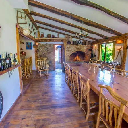 Ranc Vitina Holiday home *